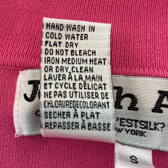 Joseph A. Women's Bright Pink Knit pullover top, Small - Picture 7 of 11